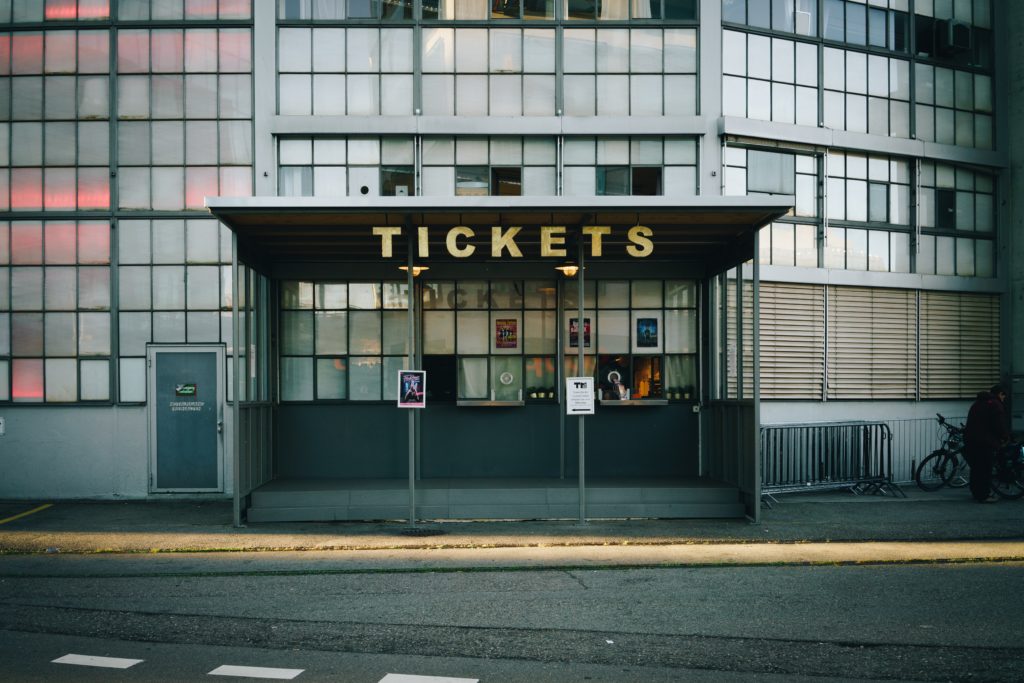 東京事変3月中止ライブのチケット払い戻し方法と期限に注意!失った信用は取り戻せる?
